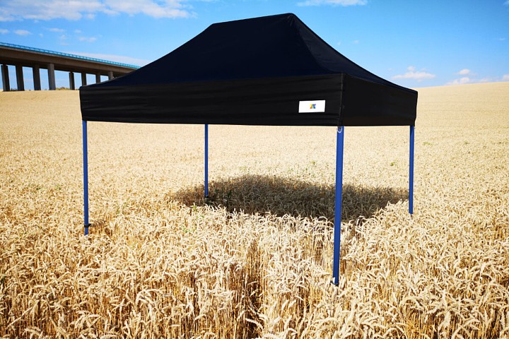 Gazebo espositivo 3m * 3m