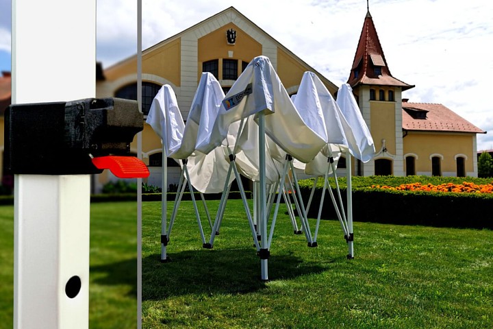 Tenda per feste promozionali 3x3