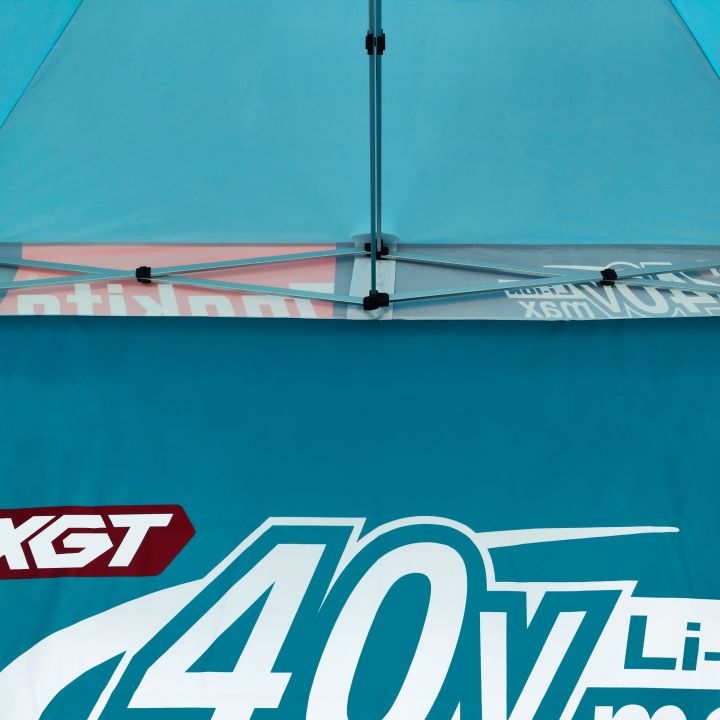 Tenda per feste illuminata